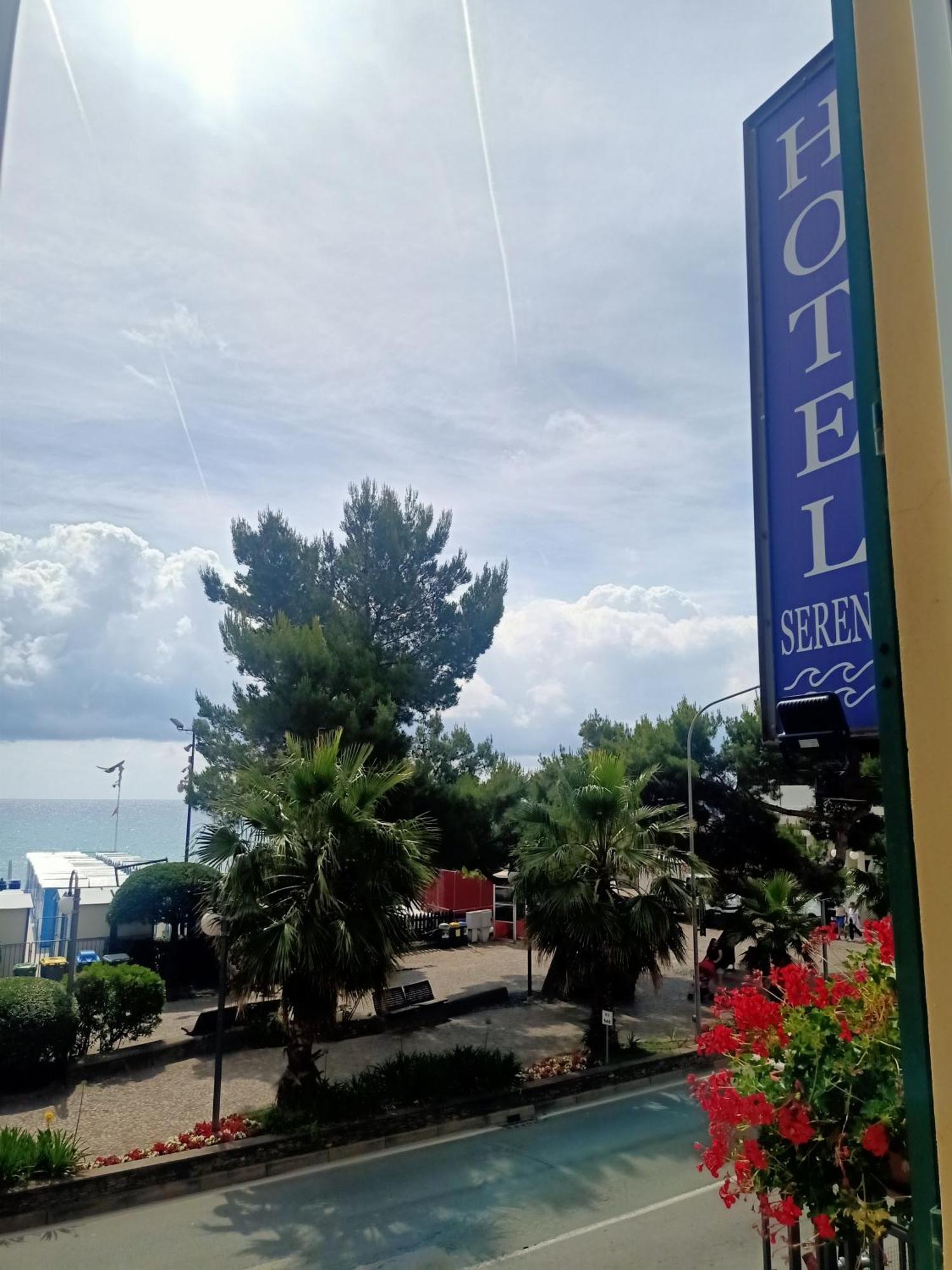 Hotel Serena أرنزانو المظهر الخارجي الصورة